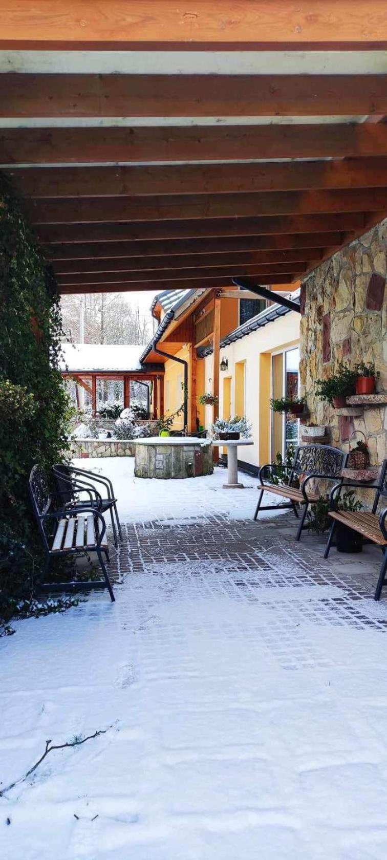 Zielona Roza Villa Wambierzyce Bagian luar foto
