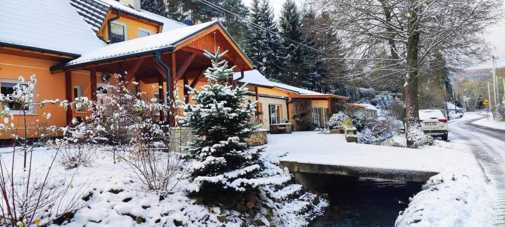 Zielona Roza Villa Wambierzyce Bagian luar foto
