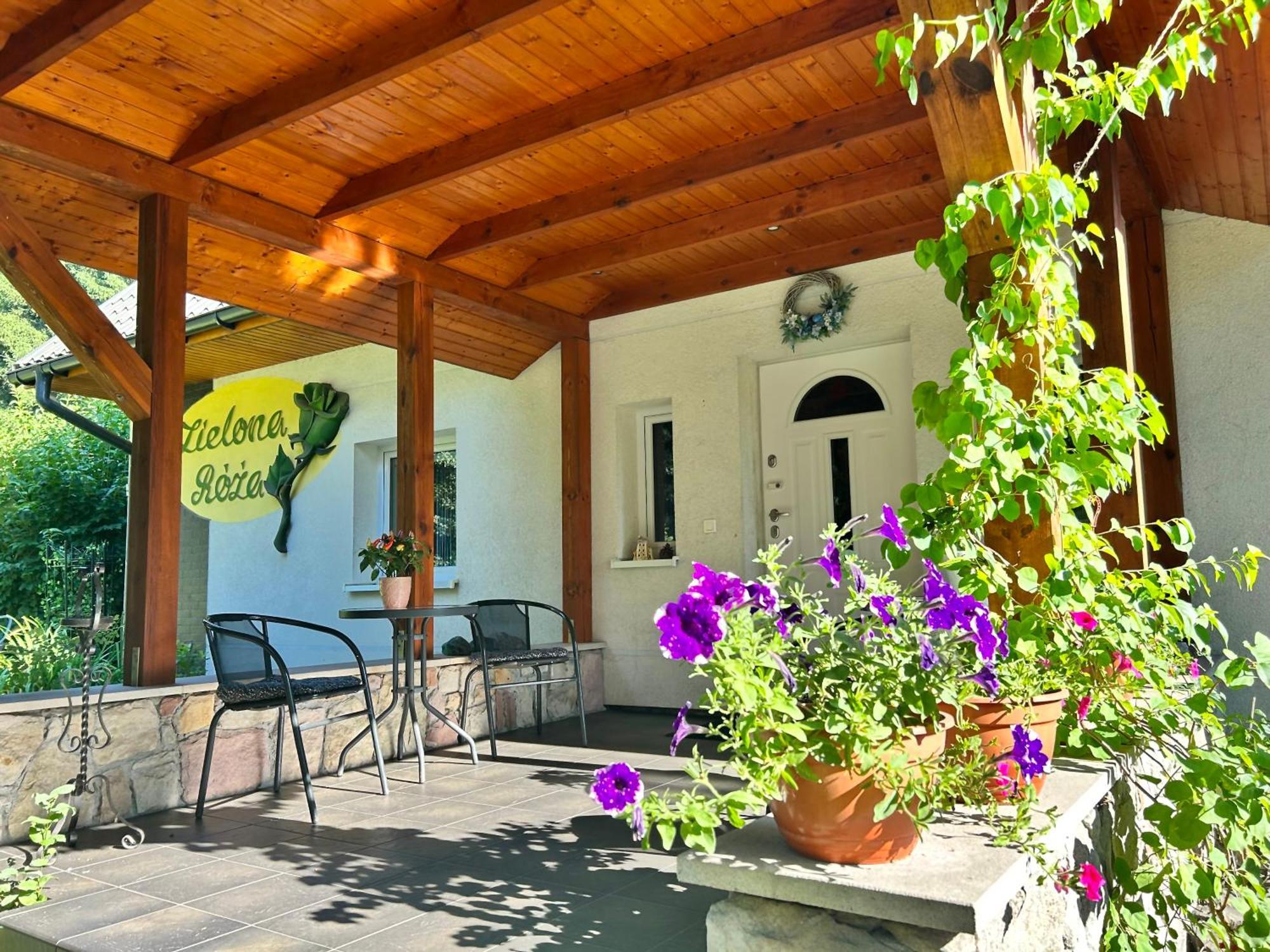 Zielona Roza Villa Wambierzyce Bagian luar foto